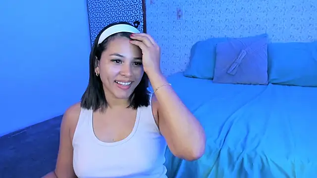 Snapshot of caylinhot7 chatting on October 2025 05:32:01 AM caylinhot7 online show from October 2025 05:32:01 AM