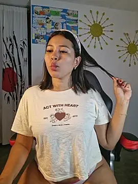 Snapshot of caylinhot7 chatting on October 2025 04:46:02 AM caylinhot7 online show from October 2025 04:46:02 AM