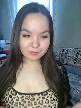 Var Kiss online show from March 2025 07:21:02 AM