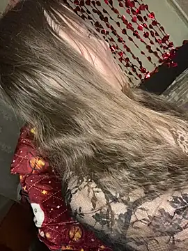 Var Kiss online show from February 2026 01:56:02 PM