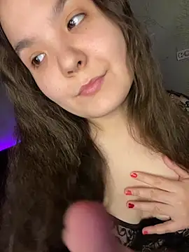 Var Kiss online show from May 2026 01:18:02 PM