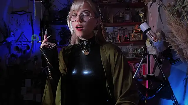 Snapshot of Scarlett_Wanner chatting on February 2025 07:24:02 PM Scarlett Wanner online show from February 2025 07:24:02 PM