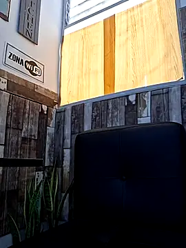 Doll Loren online show from May 2026 06:34:02 PM