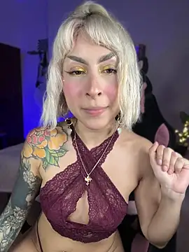 Cinamoonn online show from May 2026 09:55:01 PM