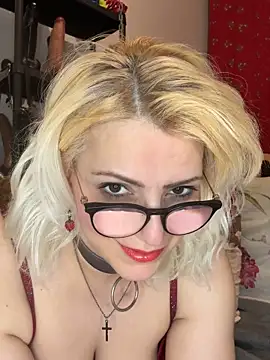 Maria Texas online show from April 2026 08:06:01 PM