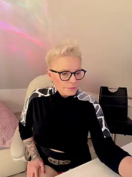 German Milf online show from March 2026 02:10:01 PM