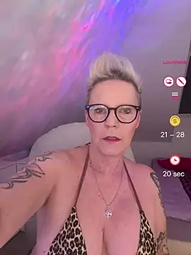 Snapshot of German_Milf chatting on May 2026 12:55:02 PM German Milf online show from May 2026 12:55:02 PM