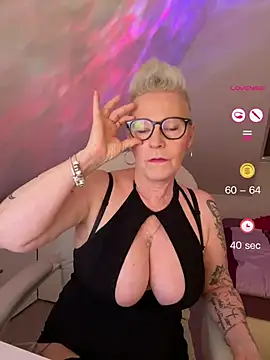 Snapshot of German_Milf chatting on May 2026 12:48:01 PM German Milf online show from May 2026 12:48:01 PM