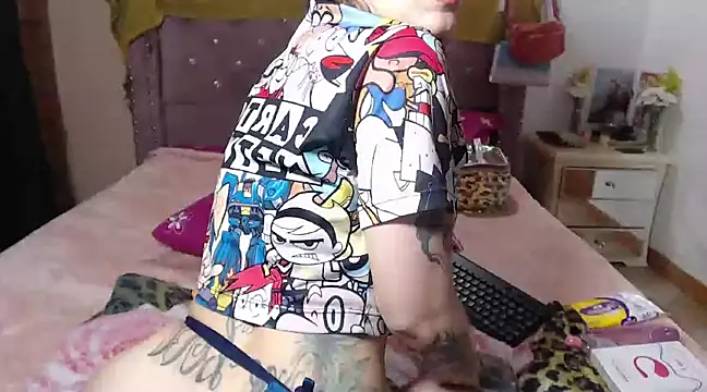 Snapshot of isabelle_adj chatting on January 2025 07:53:01 AM isabelle adj online show from January 2025 07:53:01 AM