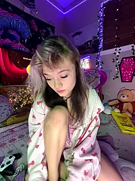 Snapshot of Cutiepiespanks chatting on January 2026 12:14:02 AM Cutiepiespanks online show from January 2026 12:14:02 AM