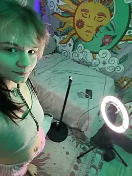 Snapshot of Cutiepiespanks chatting on February 2026 09:11:02 PM Cutiepiespanks online show from February 2026 09:11:02 PM