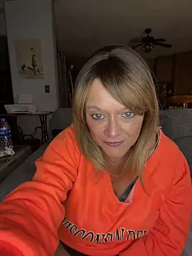 cowgirlc online show from January 2025 02:37:01 AM