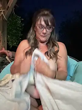 cowgirlc online show from May 2026 01:58:01 AM
