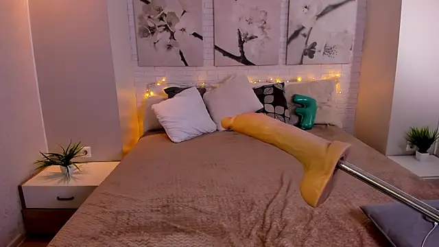 Betty June online show from February 2025 12:10:02 AM