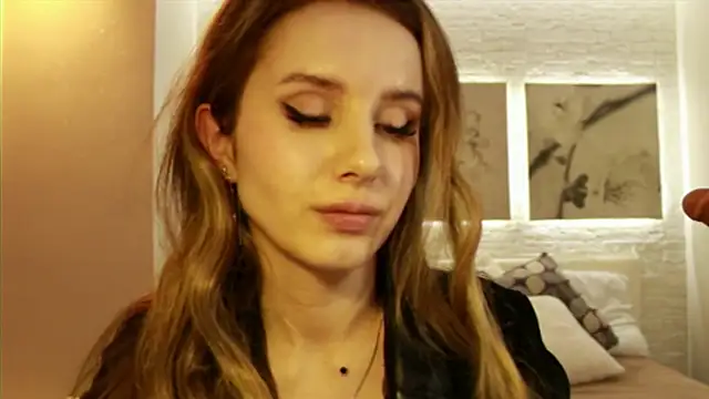 Betty June online show from March 2025 03:11:01 AM