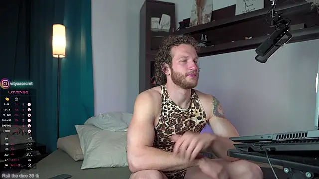 VIktorSecret online show from October 2025 05:36:02 AM