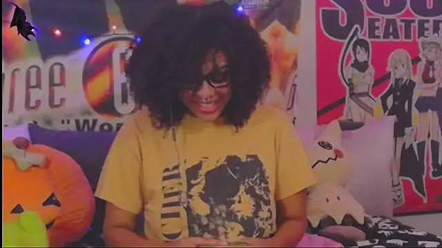 Snapshot of N1NT3NDH03 chatting on December 2024 06:00:01 AM N1NT3NDH03 online show from December 2024 06:00:01 AM