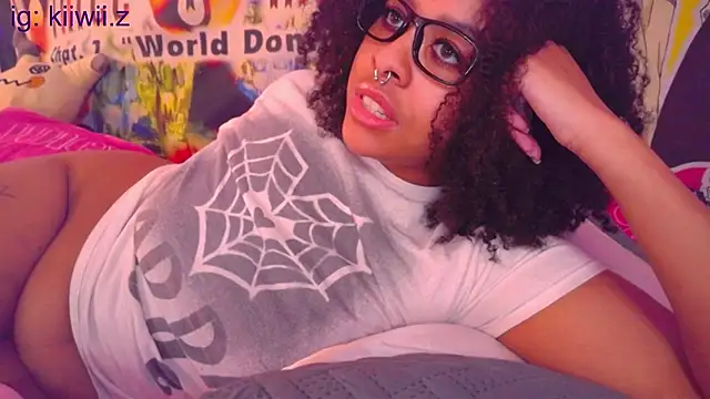 Snapshot of N1NT3NDH03 chatting on February 2025 05:08:01 AM N1NT3NDH03 online show from February 2025 05:08:01 AM