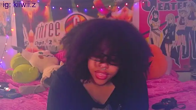 Snapshot of N1NT3NDH03 chatting on March 2025 06:43:01 AM N1NT3NDH03 online show from March 2025 06:43:01 AM