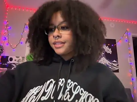 Snapshot of N1NT3NDH03 chatting on December 2025 02:17:02 AM N1NT3NDH03 online show from December 2025 02:17:02 AM