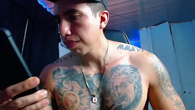 Adam Hudsond online show from October 2025 04:11:01 PM