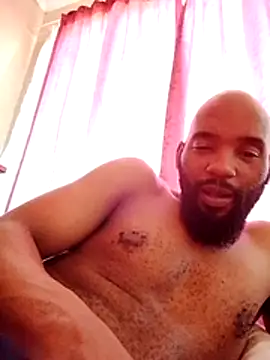 KAYBEEDEFREAK online show from July 2026 12:47:02 PM