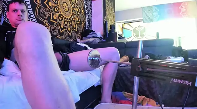 slankecrosdresser online show from January 2025 11:17:01 AM