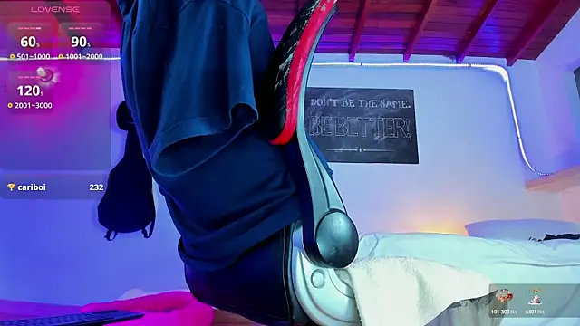 Snapshot of RyanCarter_ chatting on December 2024 07:29:02 PM RyanCarter online show from December 2024 07:29:02 PM