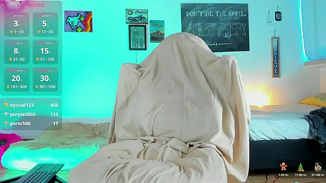 Snapshot of RyanCarter_ chatting on January 2025 05:26:01 PM RyanCarter online show from January 2025 05:26:01 PM