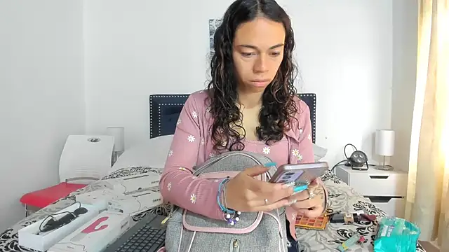 ZulyMichels online show from March 2025 12:46:02 PM