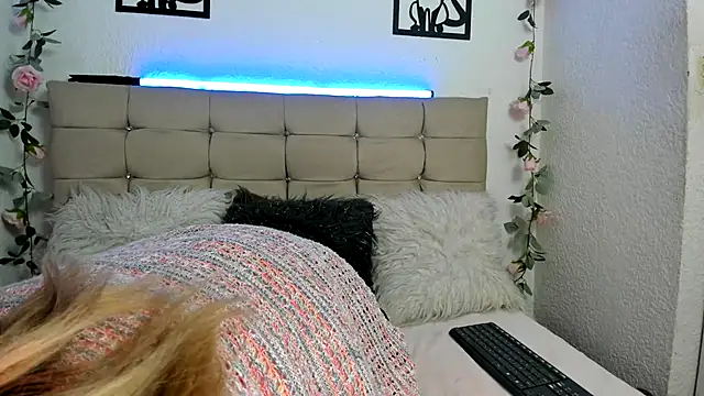 Snapshot of yayita_mature chatting on September 2025 01:27:01 PM yayita mature online show from September 2025 01:27:01 PM