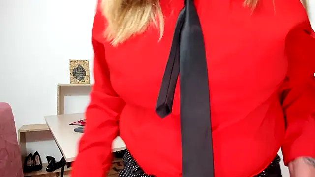 yayita mature online show from April 2026 03:25:01 PM