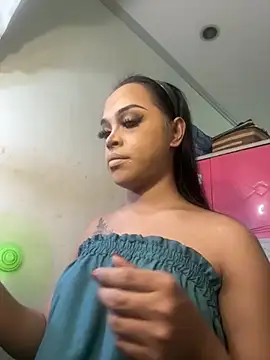 MarryQueen22 online show from November 2025 11:59:02 PM