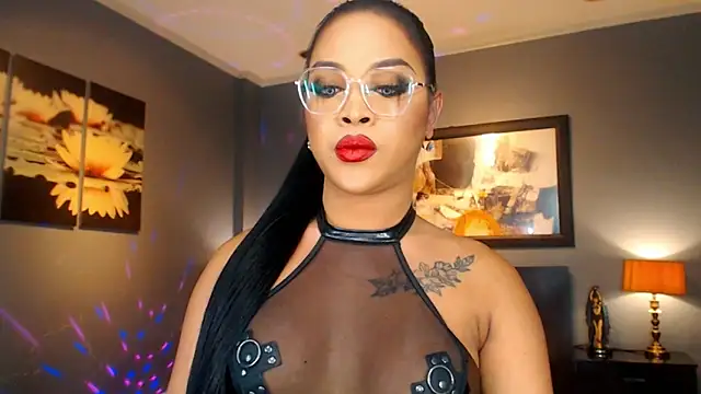 Snapshot of MarryQueen22 chatting on May 2026 11:46:01 PM MarryQueen22 online show from May 2026 11:46:01 PM
