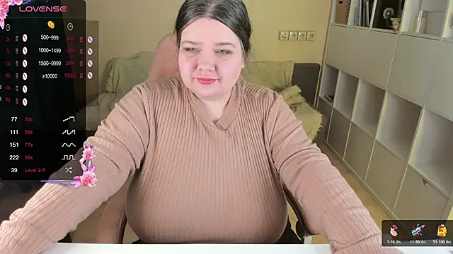 Snapshot of PlumPie chatting on January 2026 04:39:01 AM PlumPie online show from January 2026 04:39:01 AM