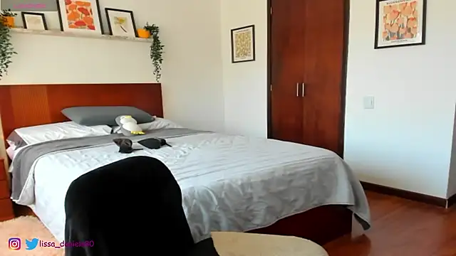 Snapshot of Lissa112 chatting on December 2024 06:38:01 PM Lissa112 online show from December 2024 06:38:01 PM