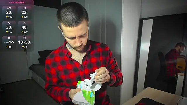 HonestAndrew online show from January 2025 06:35:01 AM