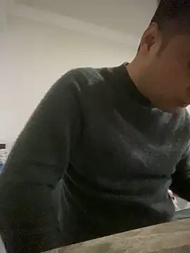 Snapshot of S00 chatting on December 2024 06:33:02 AM S00 online show from December 2024 06:33:02 AM