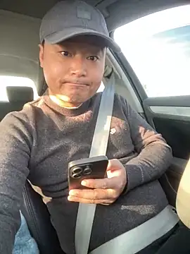 Snapshot of S00 chatting on January 2025 07:12:02 AM S00 online show from January 2025 07:12:02 AM