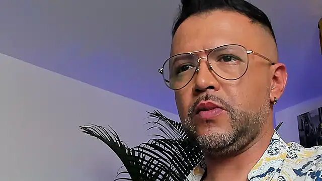 MrFrank tattoo online show from January 2025 06:40:01 PM