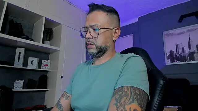 MrFrank tattoo online show from September 2025 12:57:02 AM