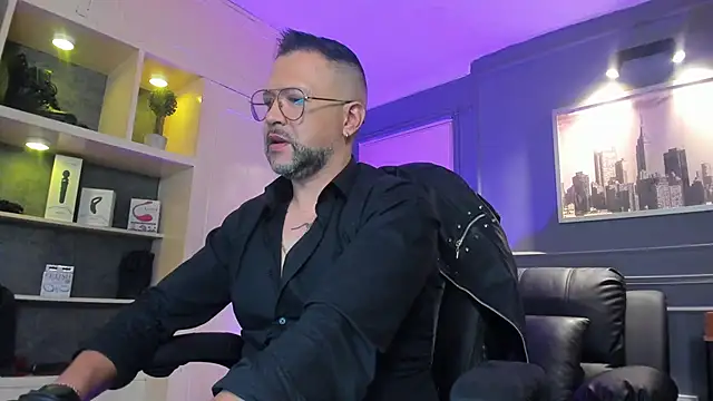 MrFrank tattoo online show from December 2025 11:28:02 AM