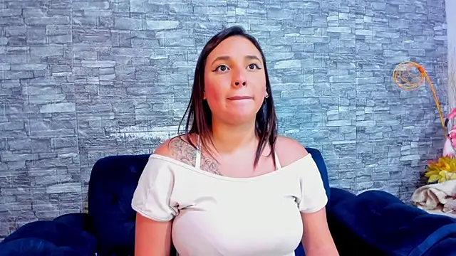 LizzRouse online show from February 2025 11:13:02 PM