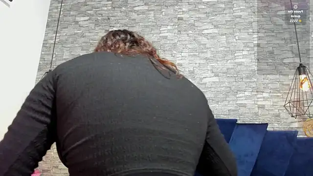 LizzRouse online show from September 2025 10:53:01 PM