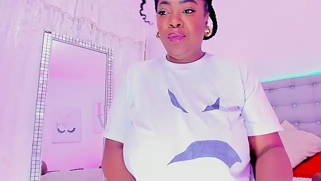 laqquishax online show from February 2025 01:30:01 PM