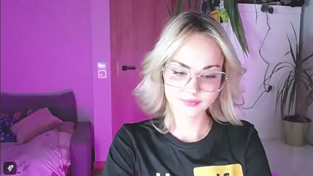 Snapshot of LexiexPlay chatting on February 2026 03:39:01 PM LexiexPlay online show from February 2026 03:39:01 PM