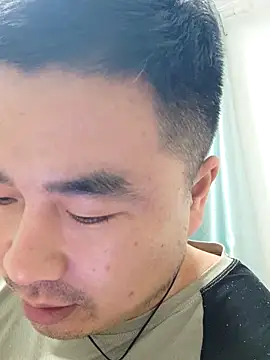 guozuo online show from October 2025 04:38:01 PM