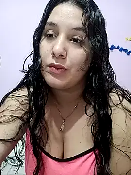 Snapshot of Deina_bunny chatting on December 2024 09:41:01 PM Deina bunny online show from December 2024 09:41:01 PM