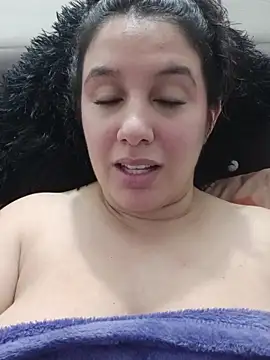 Snapshot of Deina_bunny chatting on November 2025 11:47:01 PM Deina bunny online show from November 2025 11:47:01 PM