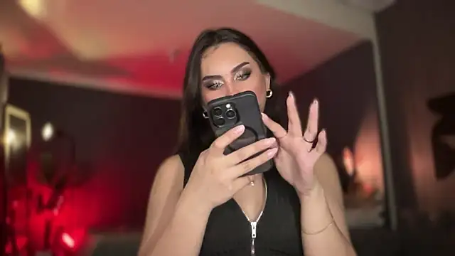 Snapshot of Mistress_supreme chatting on September 2025 02:13:02 AM Mistress supreme online show from September 2025 02:13:02 AM